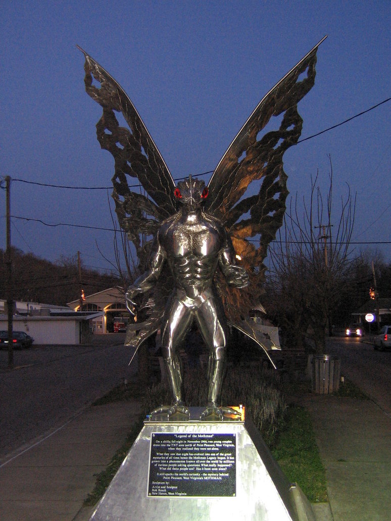 Une statue représentant le Mothman à Point Pleasant
